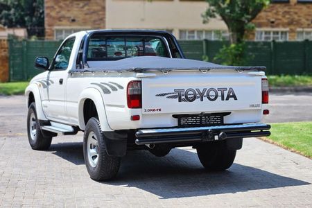 2002-Toyota-Hilux-30-KZ-TE-Raider-Raised-Body-Single-Cab_1