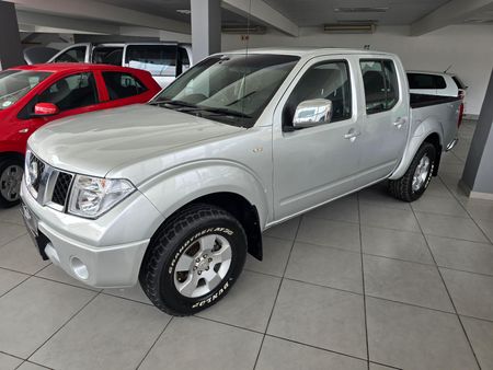 2013-Nissan-Navara-25-dCi-XE-4x4-Double-Cab_2
