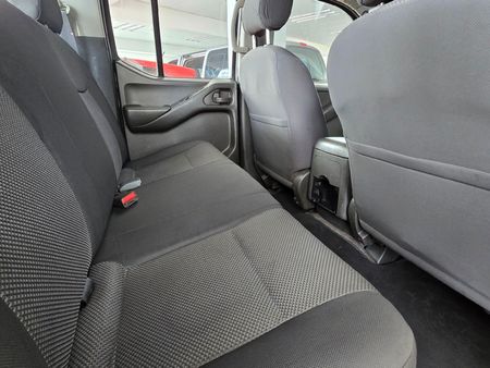2013-Nissan-Navara-25-dCi-XE-4x4-Double-Cab_6