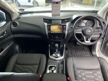 2025-Nissan-Navara-25D-LE-4X2-Double-Cab-Auto_17