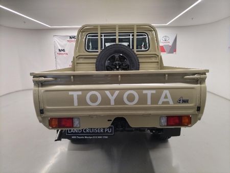 2025-Toyota-Land-Cruiser-79-28-GD-6-Auto-Double-Cab_5