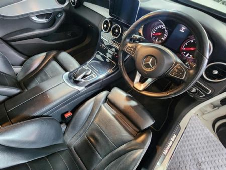 2016-Mercedes-Benz-C-Class-C-220-Bluetec-AMG-Line-Auto_8