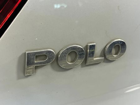 2018-Volkswagen-Polo-10-TSI-Highline-Auto-85kW_11