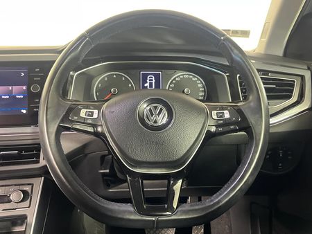2018-Volkswagen-Polo-10-TSI-Highline-Auto-85kW_12