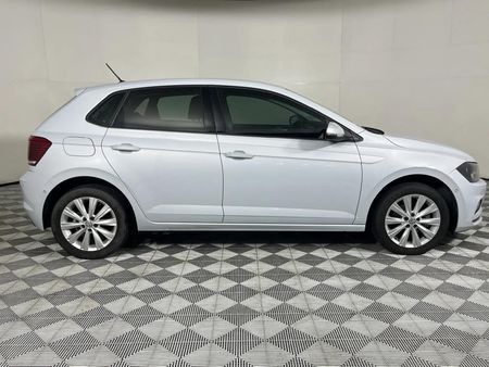 2018-Volkswagen-Polo-10-TSI-Highline-Auto-85kW_15