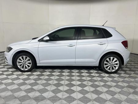 2018-Volkswagen-Polo-10-TSI-Highline-Auto-85kW_17