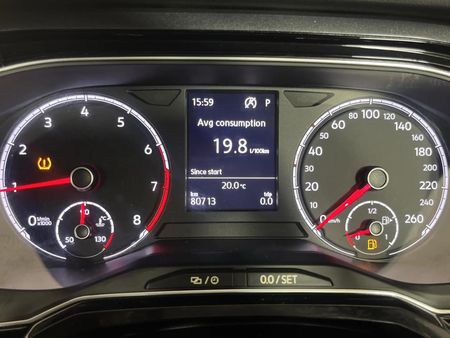 2018-Volkswagen-Polo-10-TSI-Highline-Auto-85kW_2