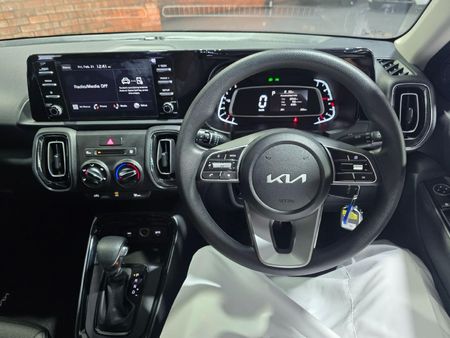 2026-Kia-Sonet-15-LS-Auto_7