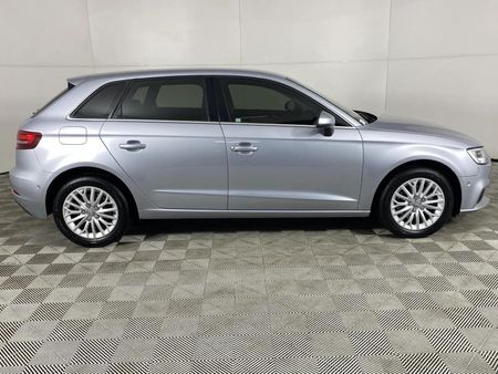 2017-Audi-A3-Sportback-10-TFSI-Auto-30-TFSI_14