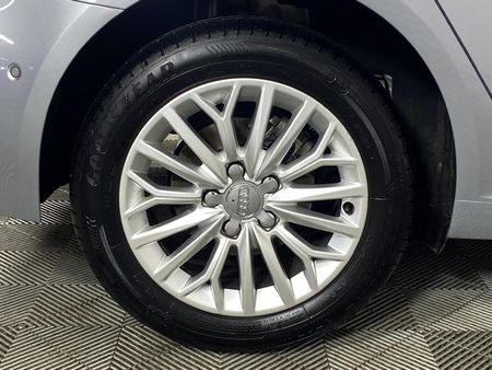 2017-Audi-A3-Sportback-10-TFSI-Auto-30-TFSI_7