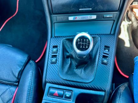 2002-BMW-3-Series-325Ci-Coupe_13