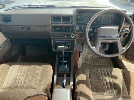 1985-Toyota-Cressida-GLi-6_9