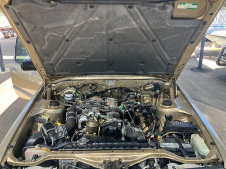 1985-Toyota-Cressida-GLi-6_8