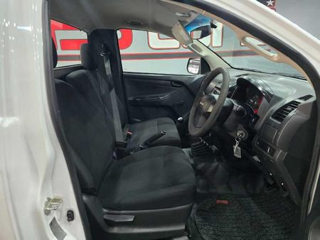 2022-Isuzu-D-Max-250-HO-Fleetside-Safety-Single-Cab_6