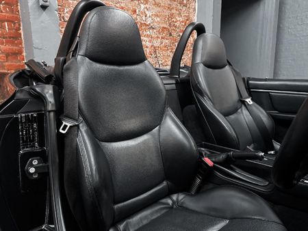 2001-BMW-Z3-30i_7