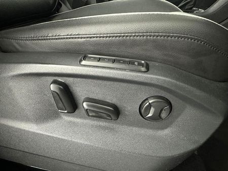 2019-Volkswagen-Tiguan-20-TDI-Comfortline-4Motion-Auto_16