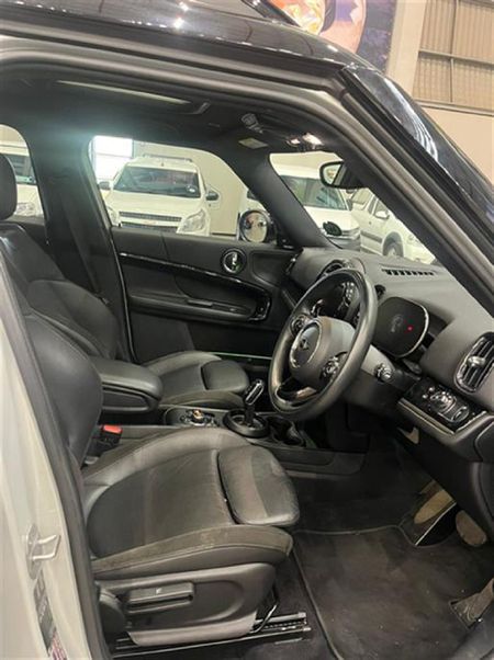 2021-MINI-Countryman-Cooper-S-Auto_11