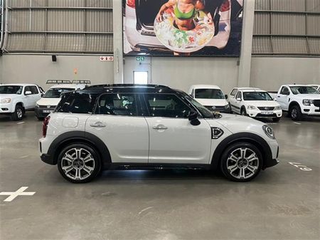2021-MINI-Countryman-Cooper-S-Auto_1