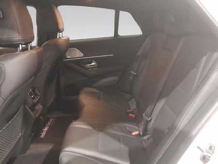 2024-Mercedes-Benz-GLE-450d-4Matic_13