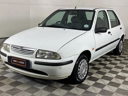 1997-Mazda-121-Soho-13-5-dr_0