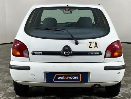 1997-Mazda-121-Soho-13-5-dr_8