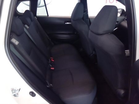 2024-Toyota-Corolla-Cross-18-XI_18