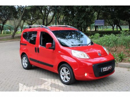 2013-Fiat-Qubo-13D-MultiJet_0