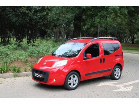 2013-Fiat-Qubo-13D-MultiJet_3