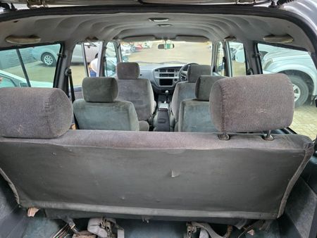 2000-Toyota-Condor-2400i-Estate_6