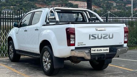 2021-Isuzu-D-Max-300-LX-Auto-Double-Cab_3