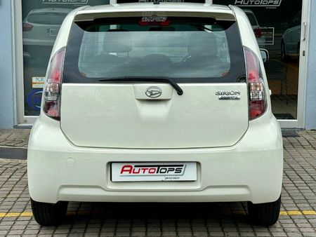 2010-Daihatsu-Sirion-Daihatsu-Sirion-15-Sport_5