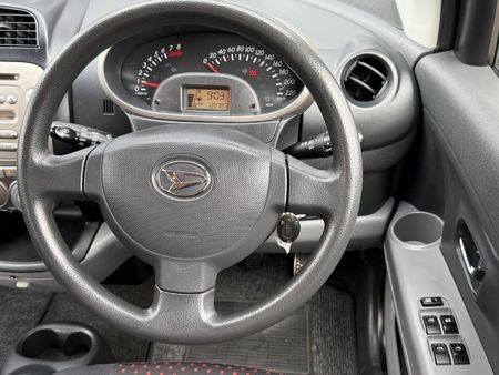 2010-Daihatsu-Sirion-Daihatsu-Sirion-15-Sport_7