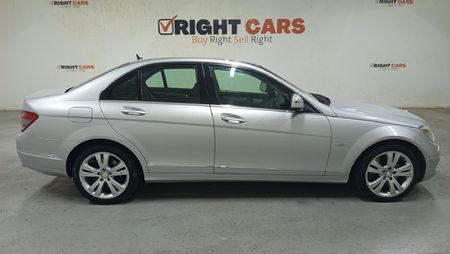 2008-Mercedes-Benz-C-Class-C-350-Elegance-Auto_2