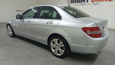 2008-Mercedes-Benz-C-Class-C-350-Elegance-Auto_5