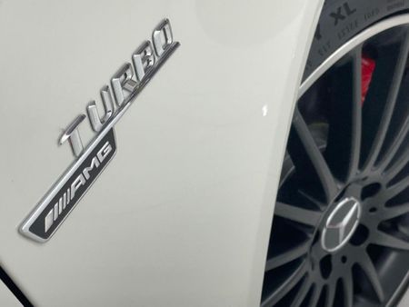 2015-Mercedes-AMG-CLA-45-AMG_5