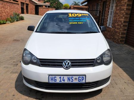 2014-Volkswagen-Polo-Vivo-16-Trendline-5-dr_6