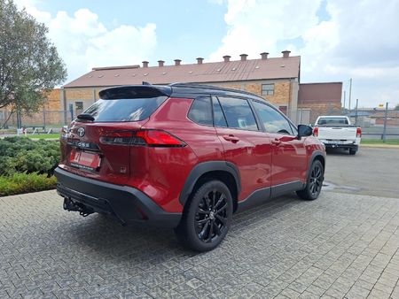 2023-Toyota-Corolla-Cross-18-GR-S_29