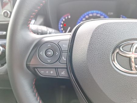 2023-Toyota-Corolla-Cross-18-GR-S_6