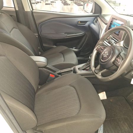 2024-Suzuki-Baleno-15-GL-Auto_11