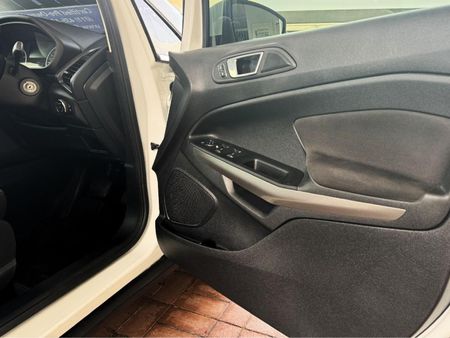 2019-Ford-EcoSport-10-EcoBoost-Trend-Auto_10