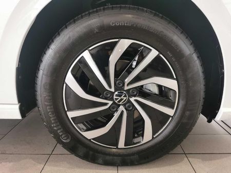 2025-Volkswagen-Polo-10-TSI-Life-Auto_8