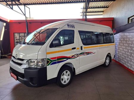 2025-Toyota-Quantum-27-Sesfikile-16-seat_2