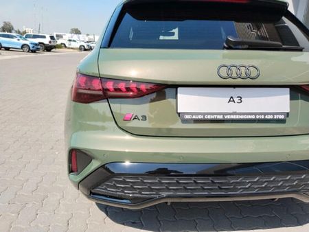 2025-Audi-A3-Sportback-Black-Edition-35-TFSI_10