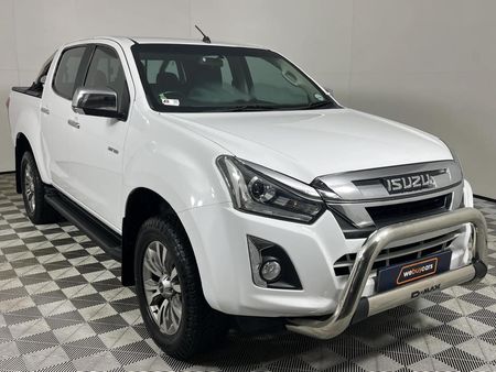 2020-Isuzu-D-Max-300-LX-Double-Cab_14