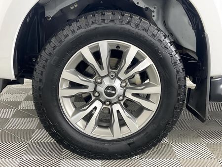 2020-Isuzu-D-Max-300-LX-Double-Cab_4
