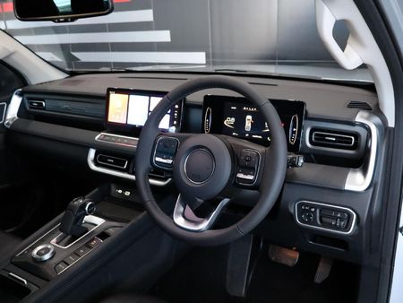 2025-GWM-P-Series-P300-24TD-LT-4x4-Double-Cab-Auto_11
