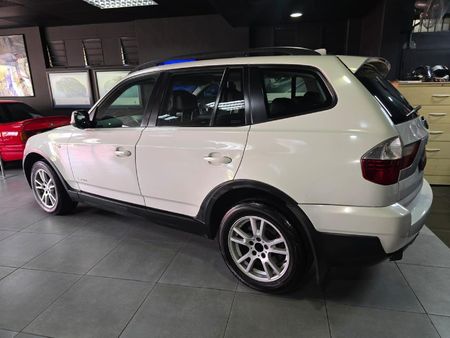 2010-BMW-X3-BMW-X3-20D-Auto_17