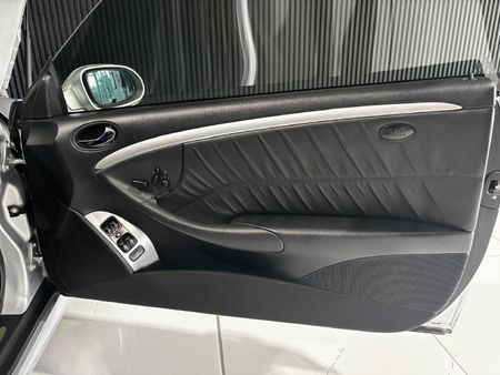 2008-Mercedes-AMG-CLK-63-AMG-Coupe_4