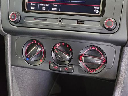 2024-Volkswagen-Polo-Vivo-10-TSI-GT-5-dr_13