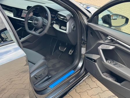 2025-Audi-A3-Sportback-35-TFSI-Black-Edition-Auto_4